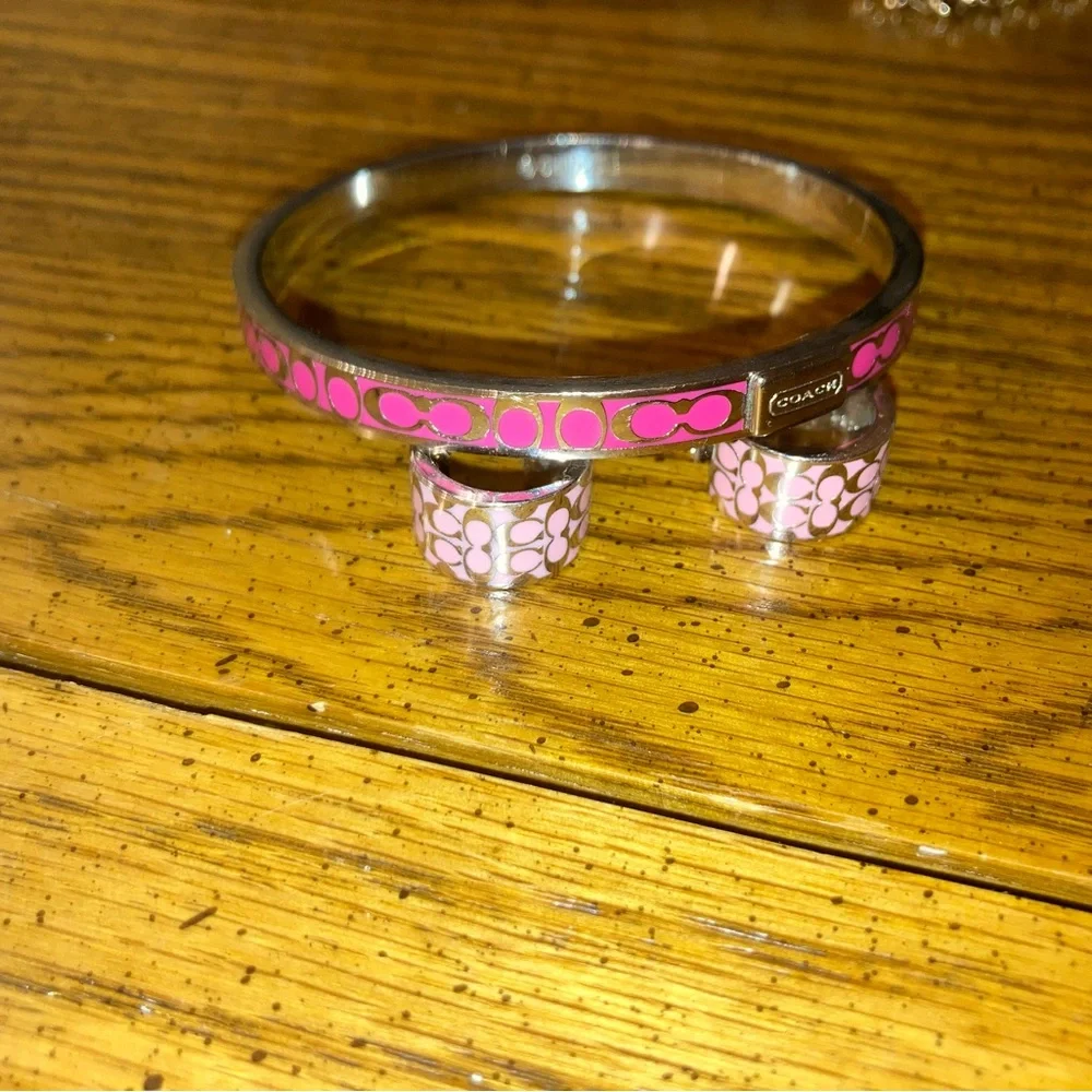 Coach Signature C Bangle Bracelet & Earrings - Silver and Pink - EUC